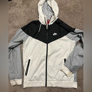 COPY - Nike gray black and white windbreaker jacket